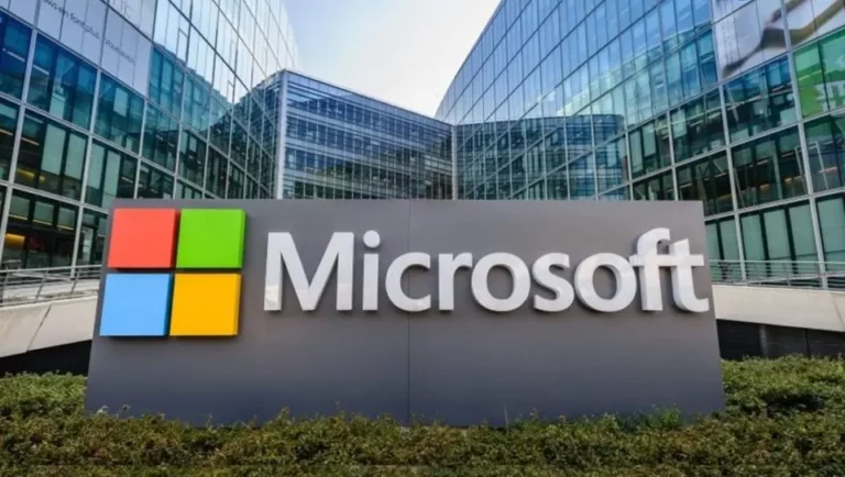 Изтекоха сумите, които Microsoft плаща на служителите си!